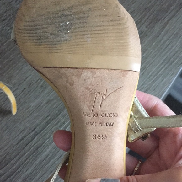 Authentic Giuseppe Zanotti sandals with ornament in gold/nude 36.5 - Picture 3 of 4